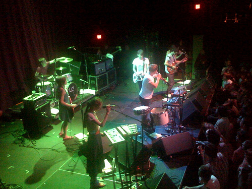 los campesinos at 930